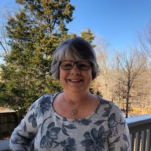 Meet your Posher, Deborah